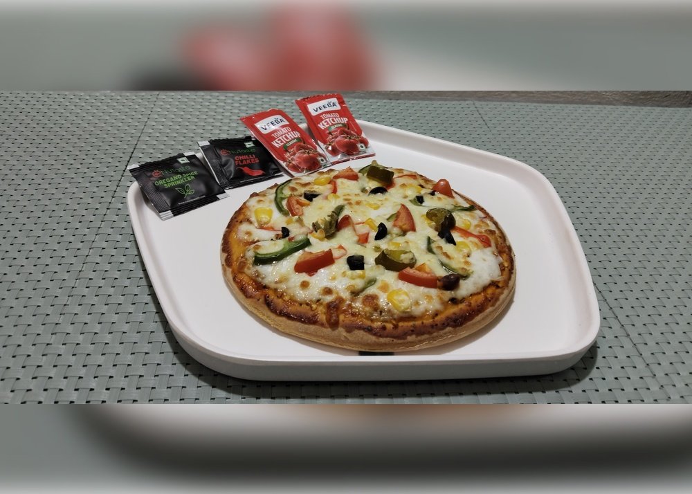 AMERICAN VEG PIZZA